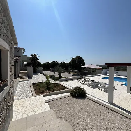 Villa Villa Nadin Villa *